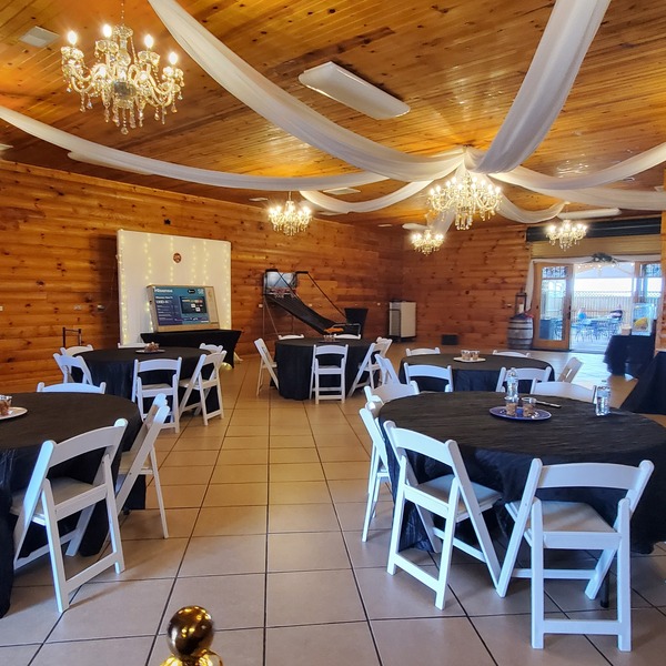 The Lodge at Logan Vineyards Wedding and Event Venue