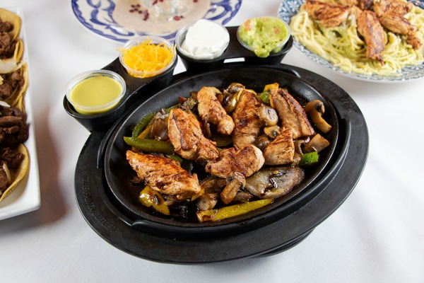 Las Guitarras Cocina Mexicana