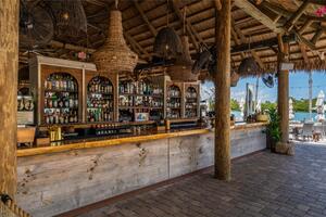 Palapa Bar