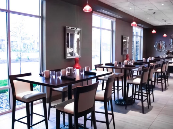 Holiday Inn Hotel & Suites Davenport