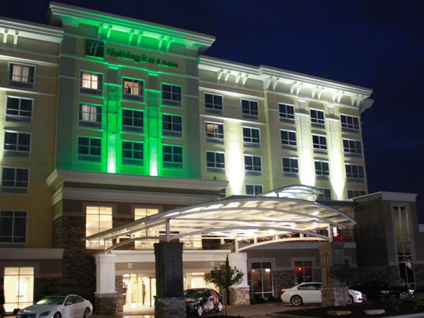 Holiday Inn Hotel & Suites Davenport