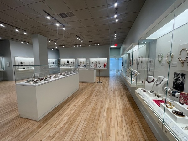 Museum of Costume Jewelry