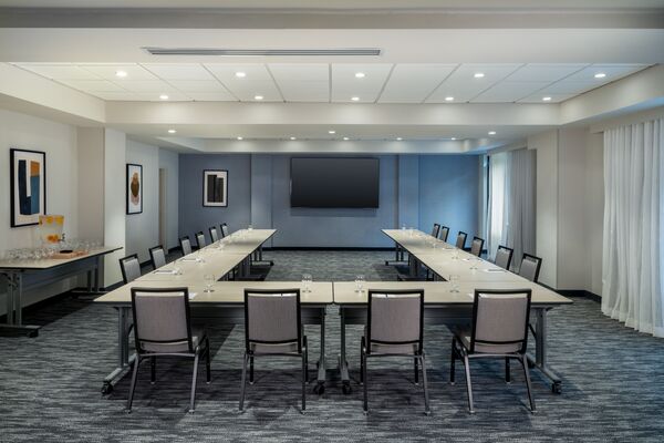 Hyatt Place Fort Lauderdale Cruise Port