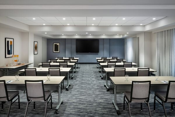 Hyatt Place Fort Lauderdale Cruise Port