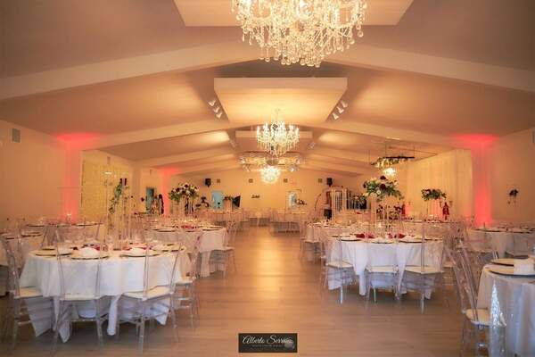 Grand Oaks