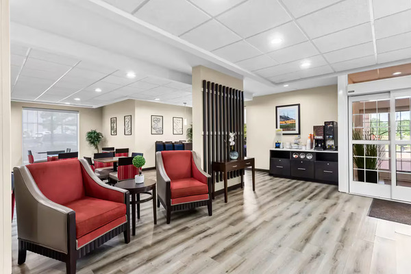 Comfort Inn & Suites