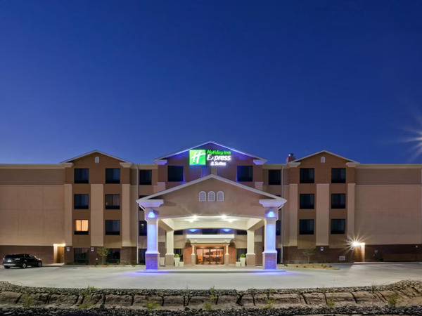 Holiday Inn Express & Suites Deming Mimbres Valley