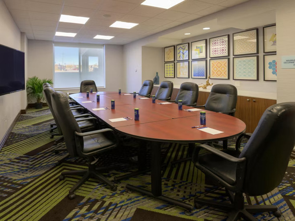 Holiday Inn Express & Suites North Bay