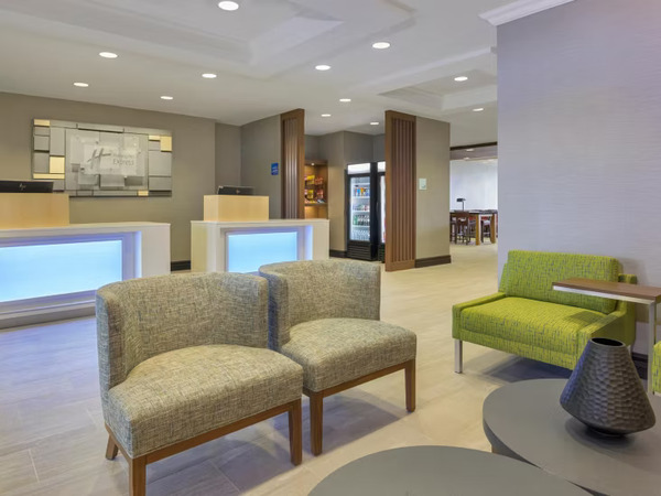 Holiday Inn Express & Suites North Bay