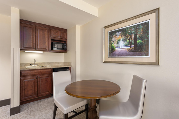 Lexington Expo Hotel