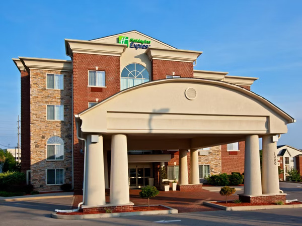 Holiday Inn Express & Suites Lexington-Downtown/University