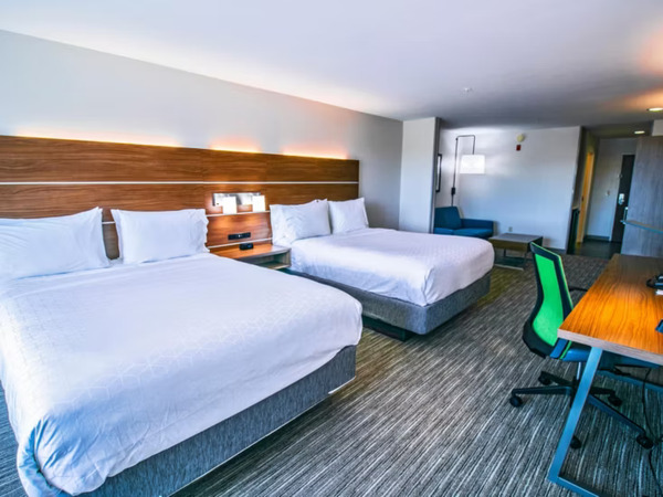 Holiday Inn Express & Suites Baton Rouge -Port Allen