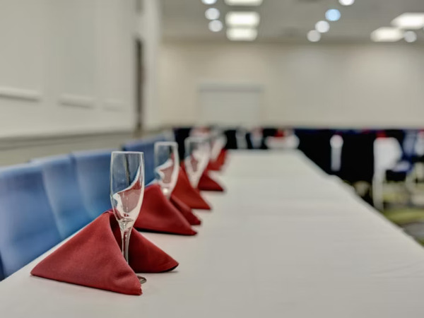 Holiday Inn Express & Suites Beatrice