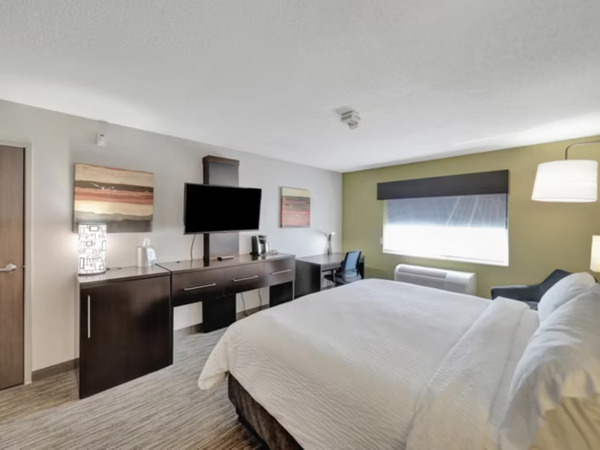 Holiday Inn Express & Suites Beatrice