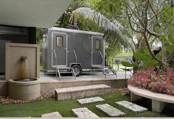 South Florida Luxury Rental Restrooms LLC