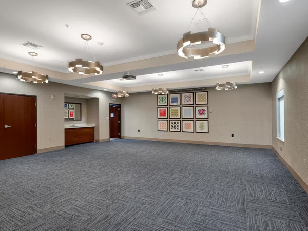 Holiday Inn Express & Suites Lufkin South