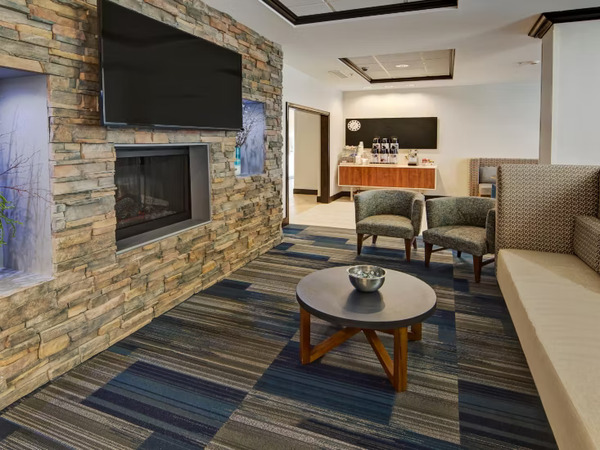Holiday Inn Express & Suites Cookeville