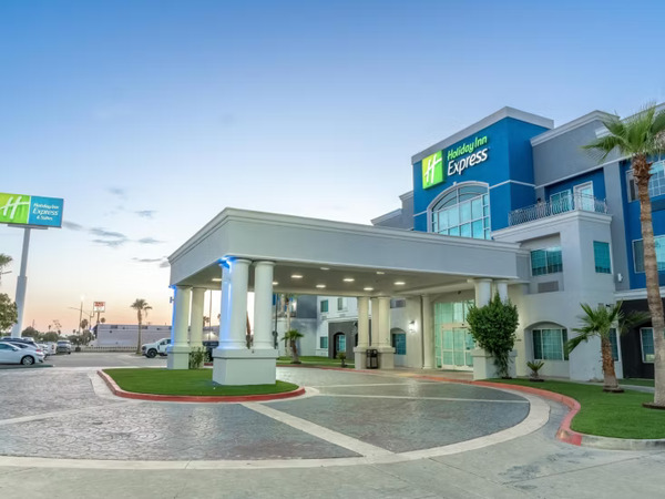 Holiday Inn Express & Suites El Centro