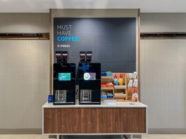 Holiday Inn Express & Suites Pittsburgh West Mifflin