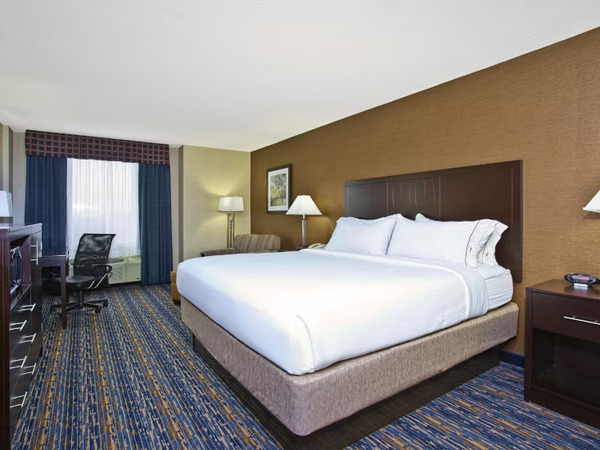 Holiday Inn Express & Suites Pittsburgh West Mifflin