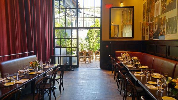 Le Select Bistro