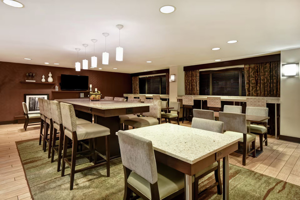 Hampton Inn Mall of Georgia