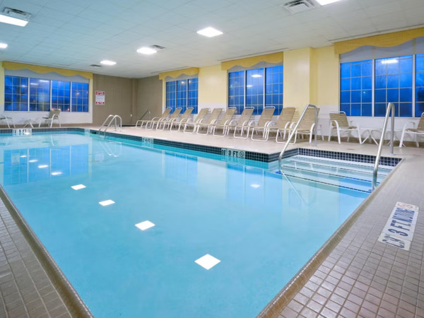 Holiday Inn- Mount Olive