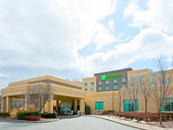 Holiday Inn- Mount Olive