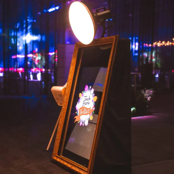 Fun Frame Photo Booth