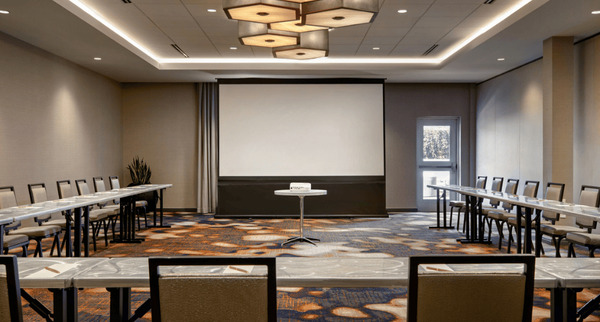 The Elmore Hotel