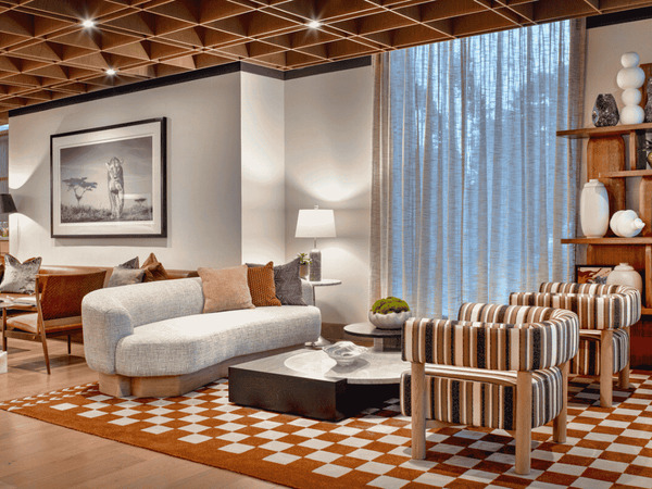 The Elmore Hotel