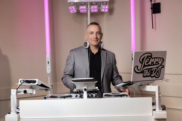 First Class Entertainment