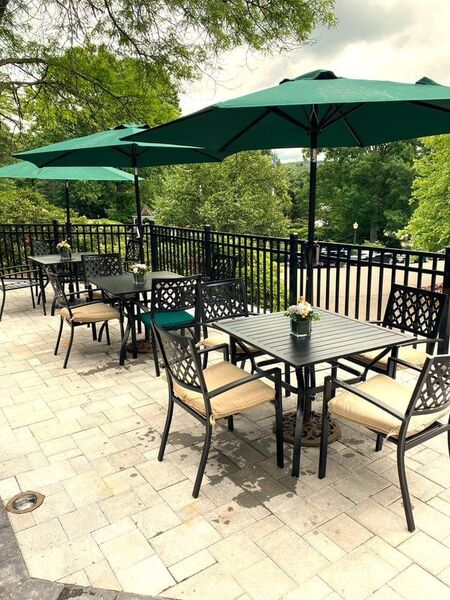 The Simsbury Inn