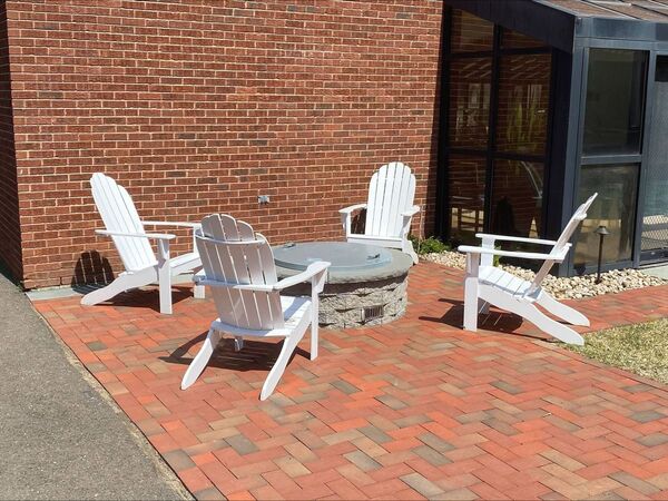 The Simsbury Inn
