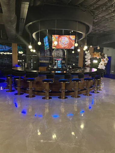 Creole's Restaurant & Lounge