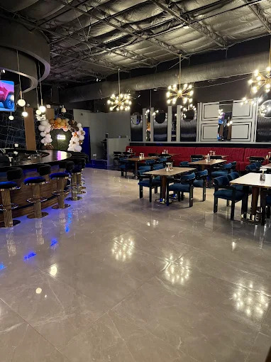 Creole's Restaurant & Lounge