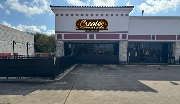 Creole's Restaurant & Lounge