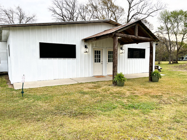 Cypress Room at Bayou Wilderness