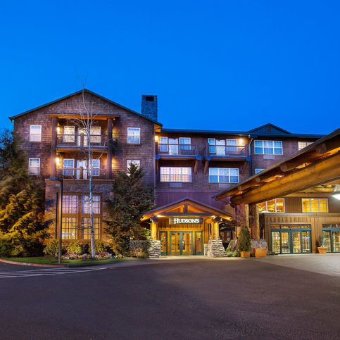 Hudson's Bar & Grill at Heathman Lodge