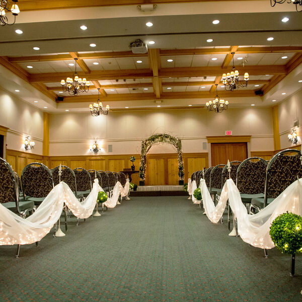 Hudson's Bar & Grill at Heathman Lodge