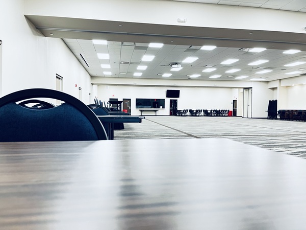 Cobblestone Inn & Suites and Fareway Conference Center