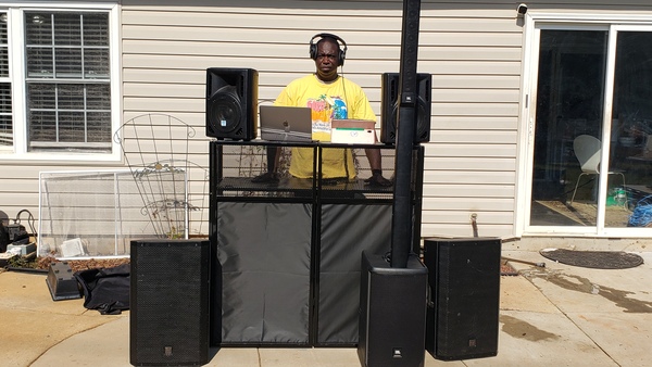 GARRIS & WILSON ENTERTAINMENT SERVICES