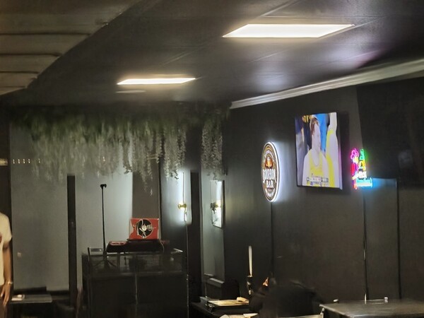 GARRIS & WILSON ENTERTAINMENT SERVICES