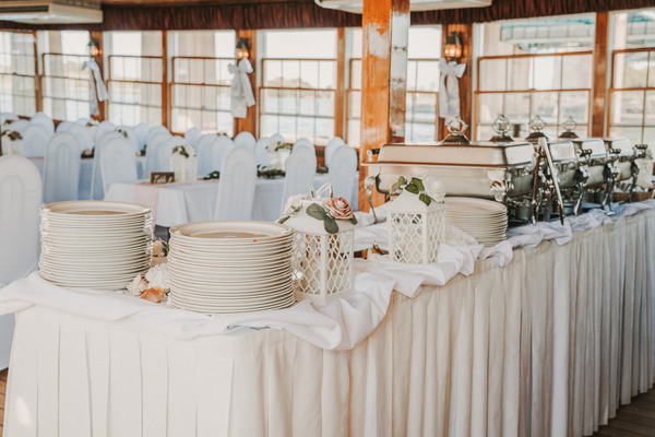 The River Queen: Public Cruises & Private Event Venue