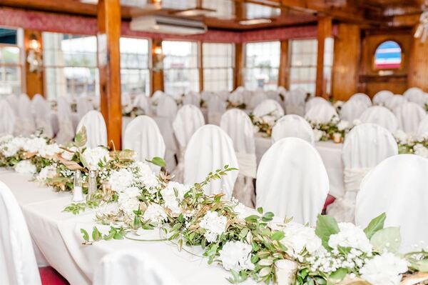 The River Queen: Public Cruises & Private Event Venue