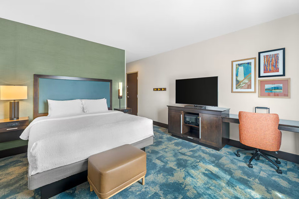 Hampton Inn & Suites Bend