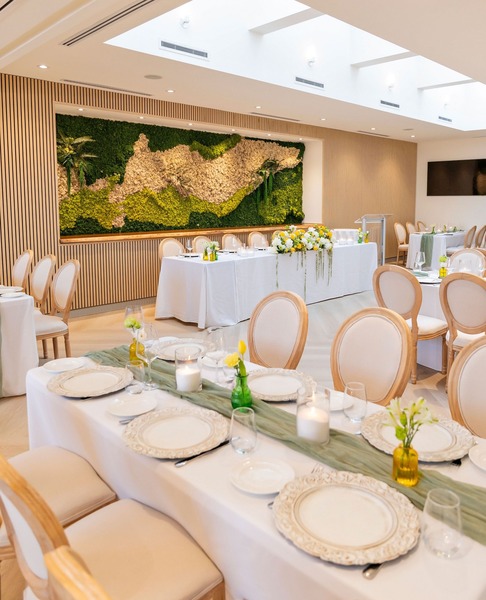 Blackshop Restaurant and Wine Bar