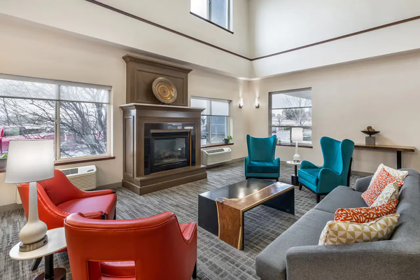 Comfort Suites Redmond Airport