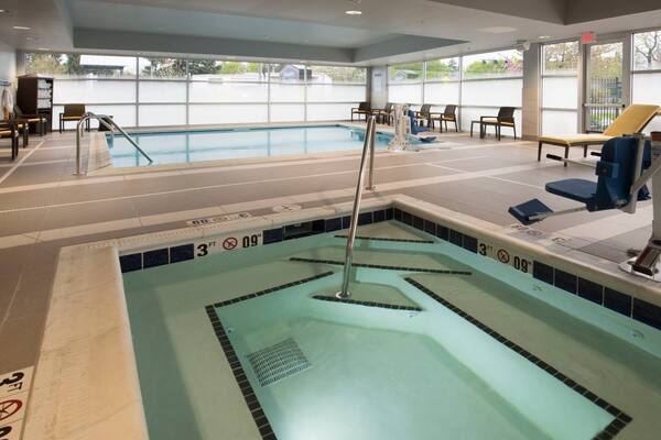 Hampton Inn & Suites Redmond