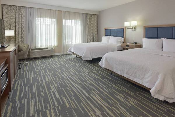 Hampton Inn & Suites Redmond
